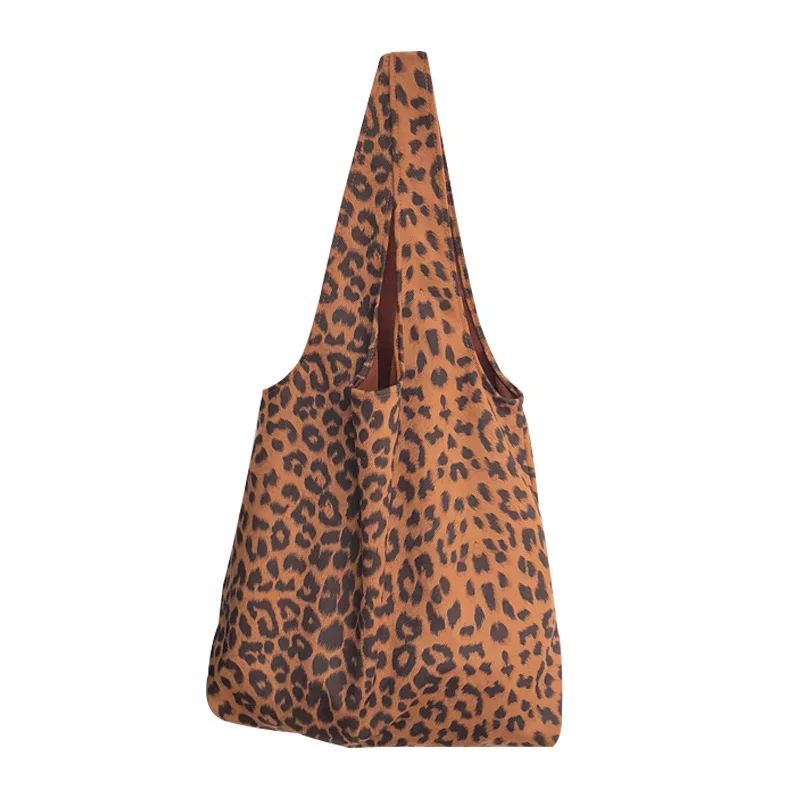 Female Leopard Pattern Canvas Bags Korean Leisure Fashion Student Shoulder Bag, 3 colors
Female Leopard Pattern Canvas Bags Korean Leisure Fashion Student Shoulder Bag, 3 colors