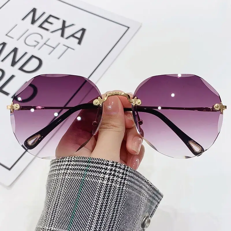 New Arrival Sunglasses Oversize Shades Sun Glasses Fashion Gradient Color 2021 Women Big Lens Sunglasses Lunette De Soleil
New Arrival Sunglasses Oversize Shades Sun Glasses Fashion Gradient Color 2021 Women Big Lens Sunglasses Lunette De Soleil