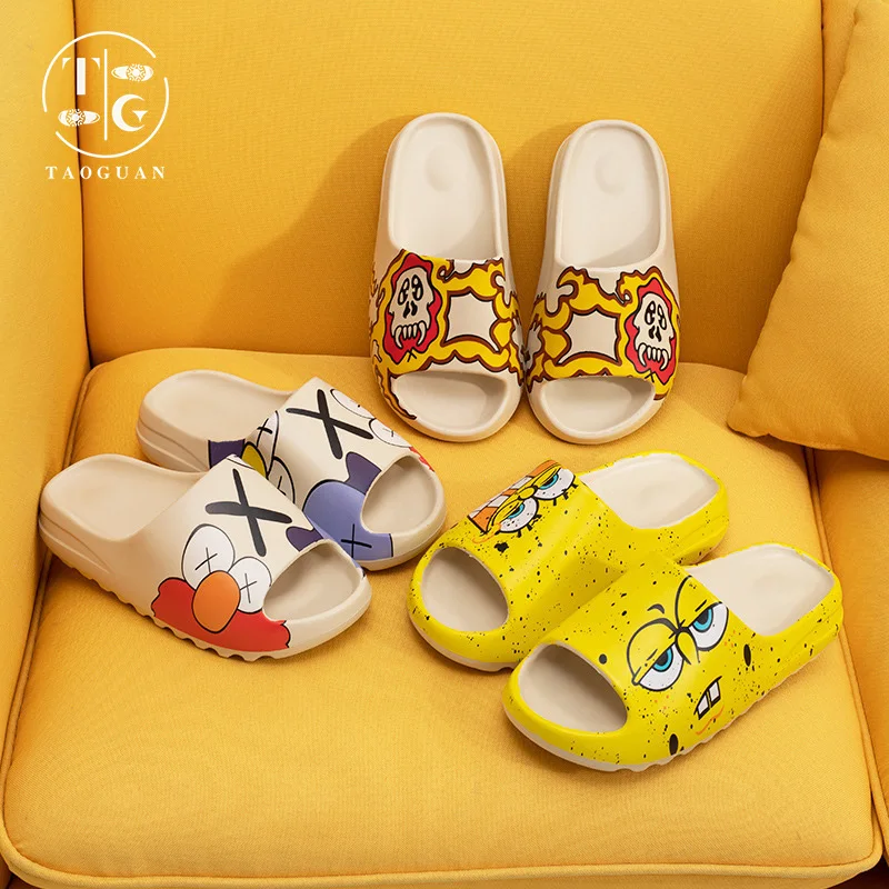 2021 Wholesale women mens beach earth dark brown slides footwear kids sandals plush yeezy slides slippers, Customized color
2021 Wholesale women mens beach earth dark brown slides footwear kids sandals plush yeezy slides slippers, Customized color