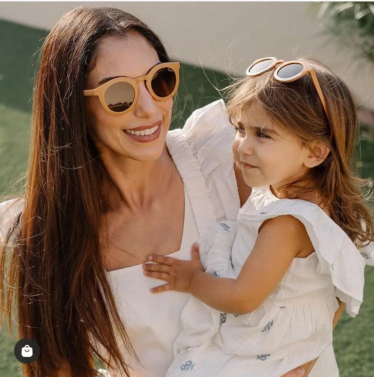 Free Sample Wholesale 2021 Kids Round Sunglasses Adults Morante Matte Color PC Frame Mommy and Me Sunglasses
Free Sample Wholesale 2021 Kids Round Sunglasses Adults Morante Matte Color PC Frame Mommy and Me Sunglasses