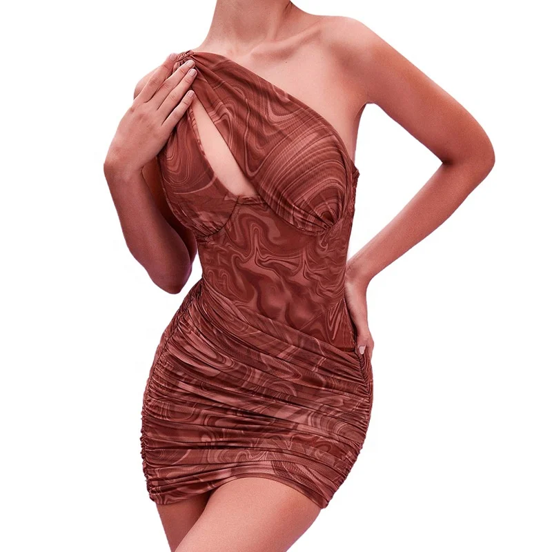 MT170-276 Hot selling Women mesh print asymmetrical mini dress women one shoulder hollow out front bodycon dress
MT170-276 Hot selling Women mesh print asymmetrical mini dress women one shoulder hollow out front bodycon dress