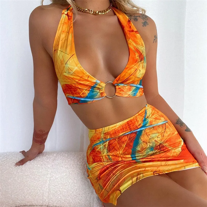 Contrast Low-Neck Women Wild Matching Set Halter Bandage Crop Top And Skirts Summer Sexy Backless Streetwear Outfits
Contrast Low-Neck Women Wild Matching Set Halter Bandage Crop Top And Skirts Summer Sexy Backless Streetwear Outfits