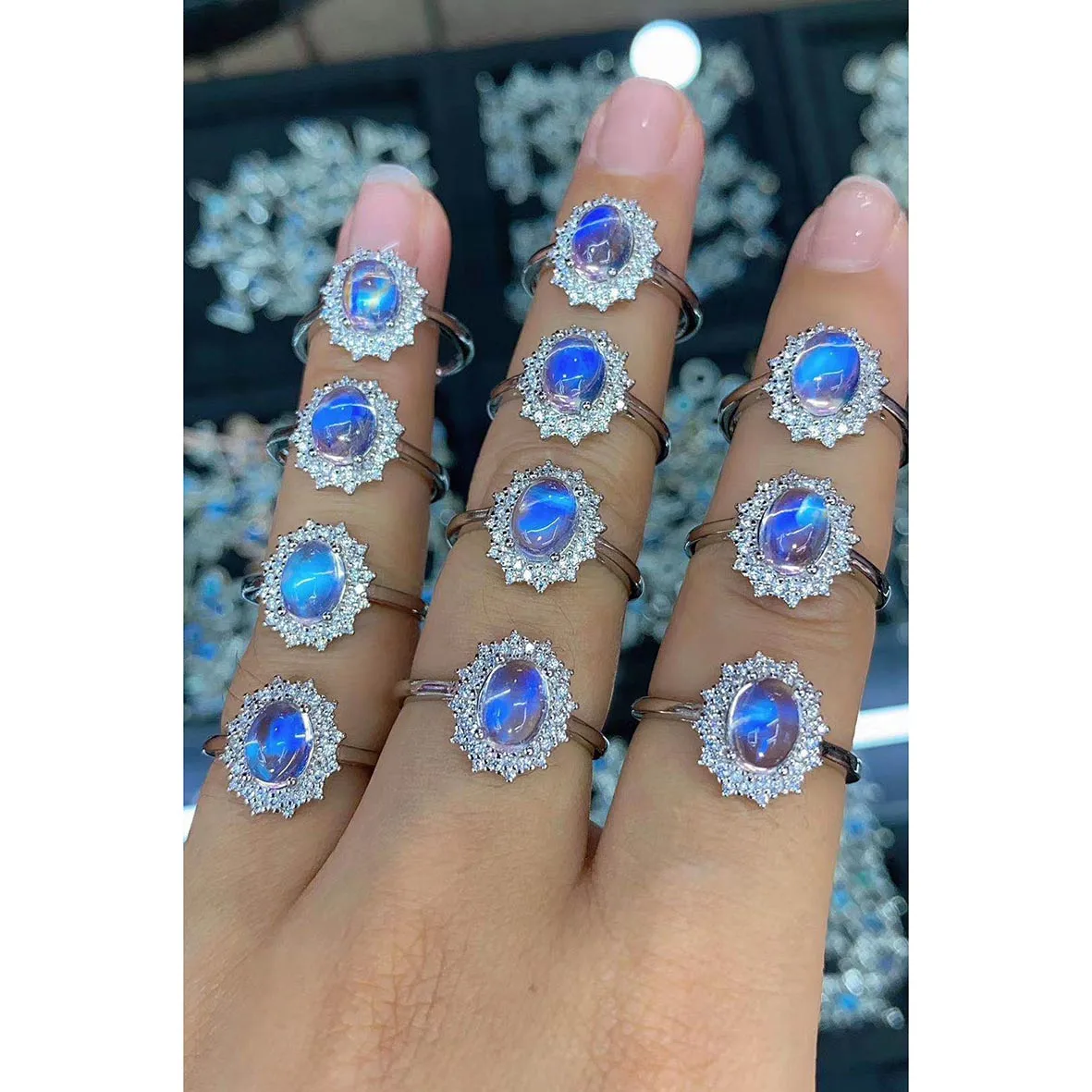 Hot Selling 925 Sterling Silver Natural Blue Moonstone Ring/rainbow moonstone ring 925 sterling silver/moonstone silver ring
Hot Selling 925 Sterling Silver Natural Blue Moonstone Ring/rainbow moonstone ring 925 sterling silver/moonstone silver ring