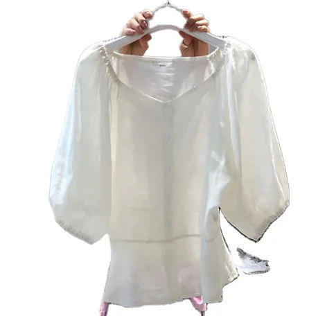 2021 new design fashion cutting Rayon Korea style blouse for women, Customized color
2021 new design fashion cutting Rayon Korea style blouse for women, Customized color