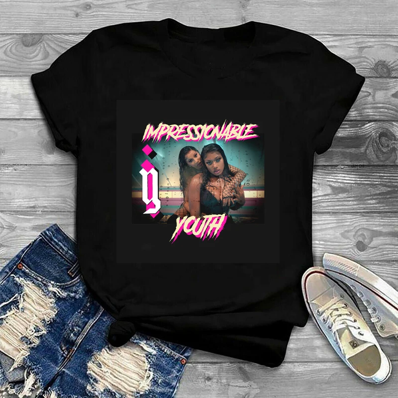 Wholesale Black girl Print Women Tshirt Aesthetic short sleeve Women Plus Size Loose Fit Melanin T-shirt
Wholesale Black girl Print Women Tshirt Aesthetic short sleeve Women Plus Size Loose Fit Melanin T-shirt