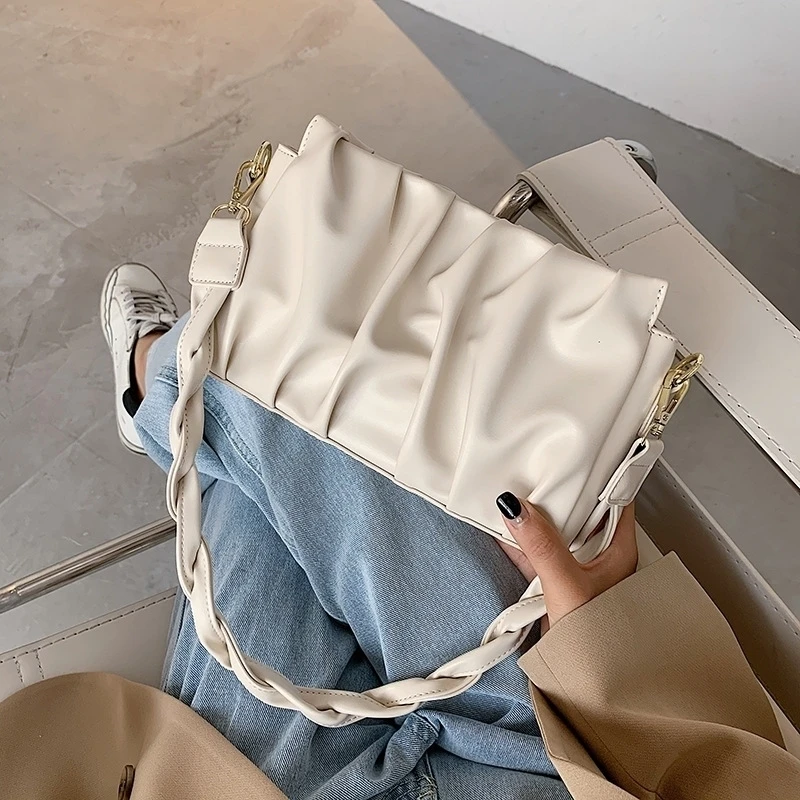 Luggage, Bags Cases Small Bag Women's New Fashion Versatile One Shoulder Underarm Korean Version Net Red Cross Carrying
Luggage, Bags Cases Small Bag Women's New Fashion Versatile One Shoulder Underarm Korean Version Net Red Cross Carrying