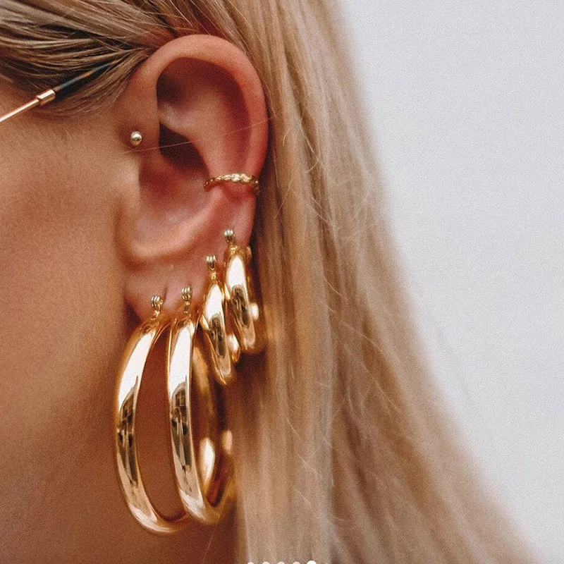 Hot Sale Earring Women Fashion Stainless Steel 18K Gold Plated Thick Twisted Circular Earrings, As picture
Hot Sale Earring Women Fashion Stainless Steel 18K Gold Plated Thick Twisted Circular Earrings, As picture