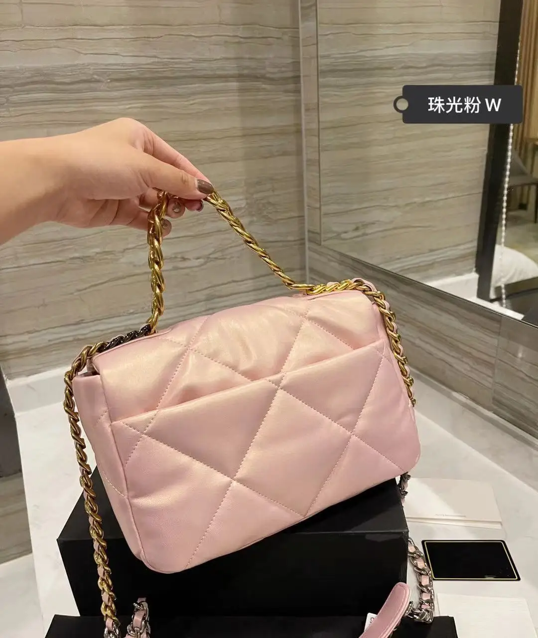 2021 Hot Selling Famous brand bag chain leather Designer purses Women Handbags Ladies handbags for women luxury
2021 Hot Selling Famous brand bag chain leather Designer purses Women Handbags Ladies handbags for women luxury