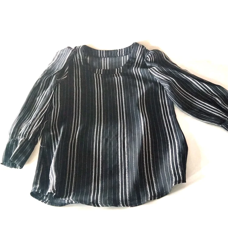 summer best selling used clothes in bales of 100kg, 45kg from china, Mix color used clothing
summer best selling used clothes in bales of 100kg, 45kg from china, Mix color used clothing