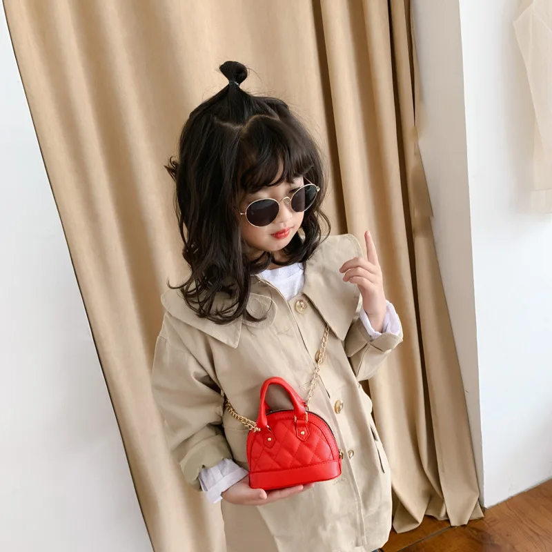 Children decorative shell kids purses 2021 kids handbag chain cute mini handbags girls shoulder handbags
Children decorative shell kids purses 2021 kids handbag chain cute mini handbags girls shoulder handbags
