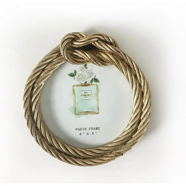 Classic Rope Moulding Decors European Resin Photo Frame 12.2*12.8cm, Customized color
Classic Rope Moulding Decors European Resin Photo Frame 12.2*12.8cm, Customized color