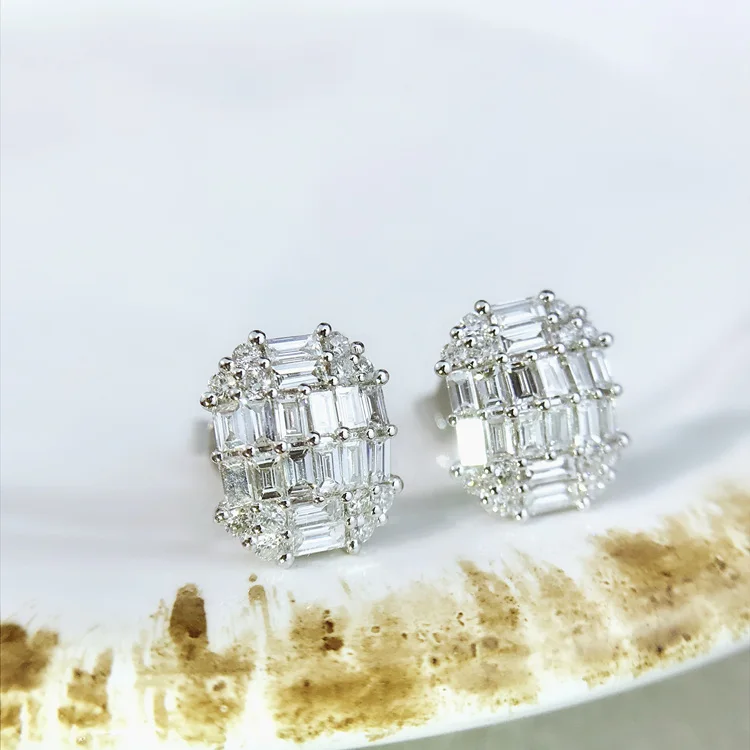 Fashion Jewelry Factory Wholesale Simple Design KYED0351 CZ Earrings Geometric 3A Zircon Silver Earrings for Women
Fashion Jewelry Factory Wholesale Simple Design KYED0351 CZ Earrings Geometric 3A Zircon Silver Earrings for Women