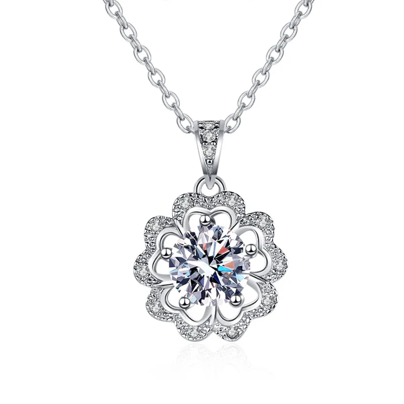 Custom Fashion Jewelry Five Petal Flower S925 Sterling Silver Moissanite Tennis Necklace for Women
Custom Fashion Jewelry Five Petal Flower S925 Sterling Silver Moissanite Tennis Necklace for Women