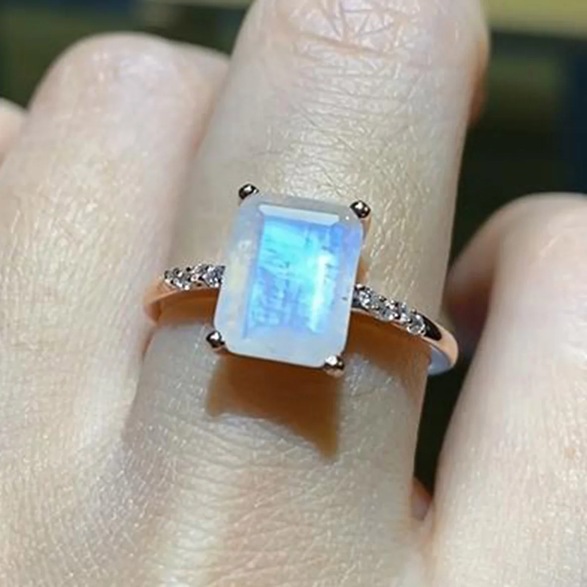 Hot Selling 925 Sterling Silver Rose Gold Plated Emerald Cut 7x9mm Natural Moonstone Ring Engagement Wedding Ring For Women
Hot Selling 925 Sterling Silver Rose Gold Plated Emerald Cut 7x9mm Natural Moonstone Ring Engagement Wedding Ring For Women