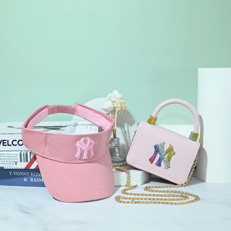 2021 spring new ny bag ladies fashion personality trend messenger bag handbag and sunshade empty top hat, Customizable
2021 spring new ny bag ladies fashion personality trend messenger bag handbag and sunshade empty top hat, Customizable