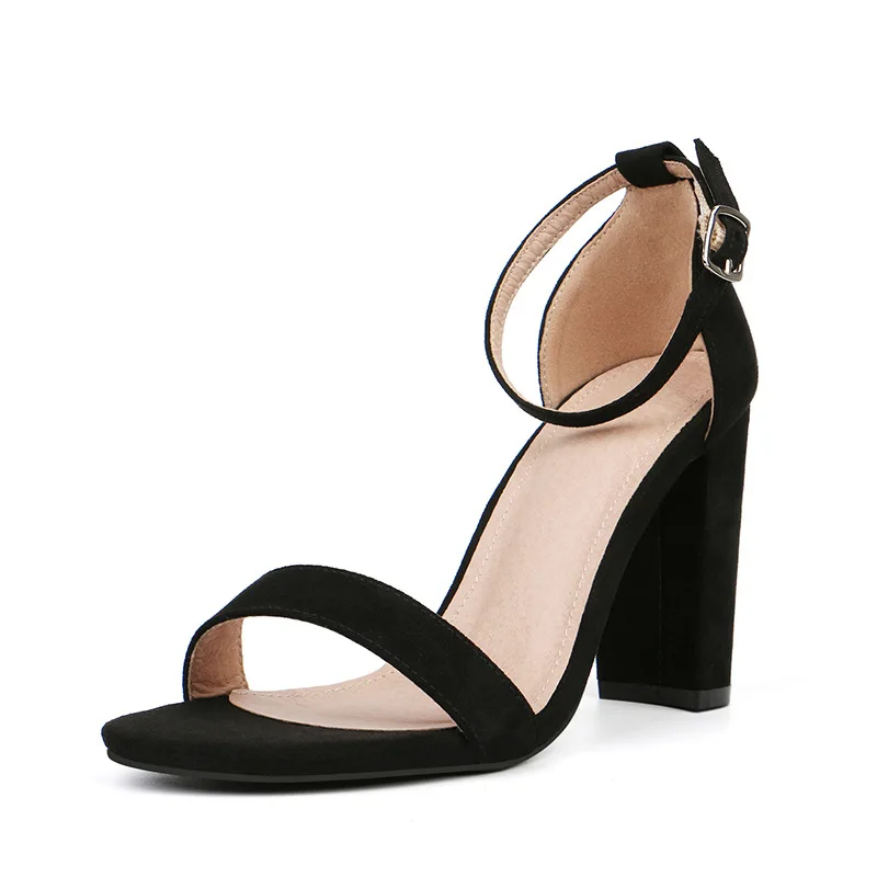 Superstarer 2021 hot selling spring summer buckle strap chunky sandals suede women peep toe heels sandals
Superstarer 2021 hot selling spring summer buckle strap chunky sandals suede women peep toe heels sandals