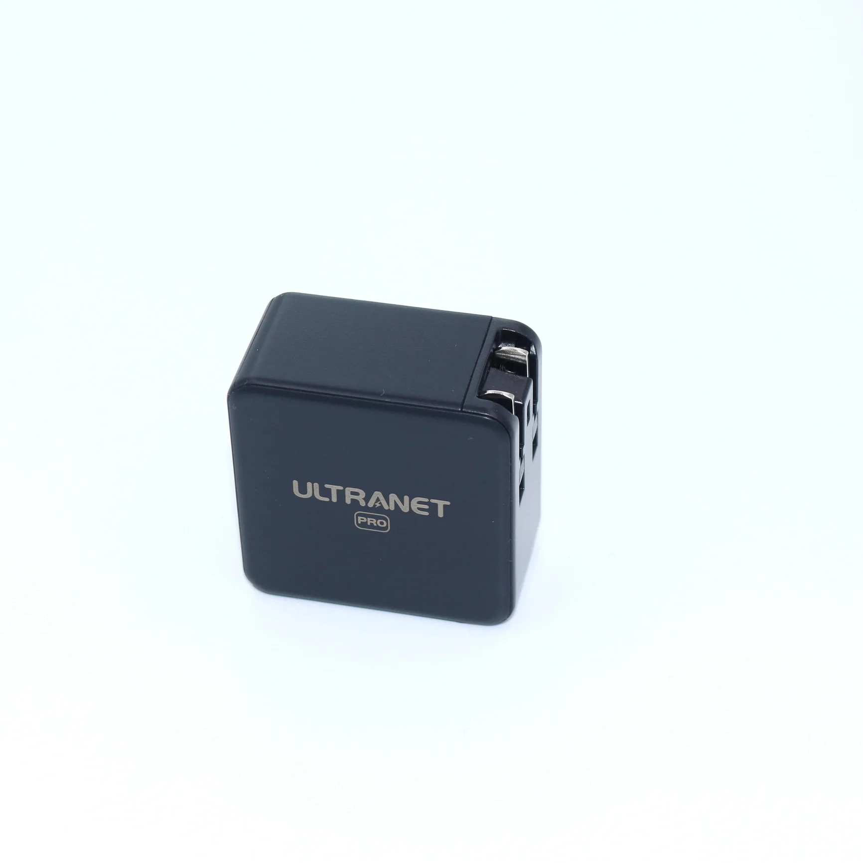 2021 high quality universal portable pd travel adapter charger with 65W for iphone wall charger
2021 high quality universal portable pd travel adapter charger with 65W for iphone wall charger