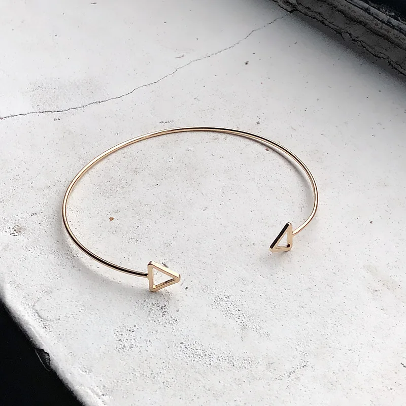 Kegllect Women Bracelet Girls Korean Simple Student Retro Bangle Lady Hand Bracelets, Rose gold 
Kegllect Women Bracelet Girls Korean Simple Student Retro Bangle Lady Hand Bracelets, Rose gold