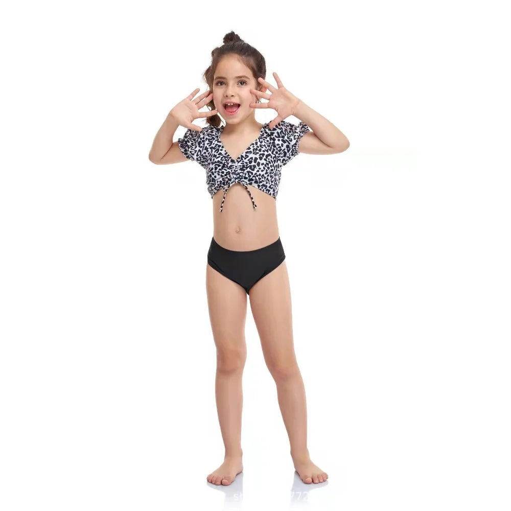 2022 New Factory Wholesale Cow Print Triangle Child/kids Swimsuit Bikini Set Two Pieces Girls Bikini Swimwear
2022 New Factory Wholesale Cow Print Triangle Child/kids Swimsuit Bikini Set Two Pieces Girls Bikini Swimwear