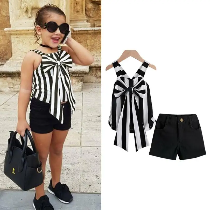 Europe market black white gallus shirt baby clothes girl hot sale summer cheaper baby girl set clothes
Europe market black white gallus shirt baby clothes girl hot sale summer cheaper baby girl set clothes