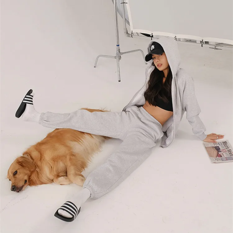OEM wholesale customized zipper pocket hoodie set full zip up hoodies sweatshirts two piece sets women
OEM wholesale customized zipper pocket hoodie set full zip up hoodies sweatshirts two piece sets women