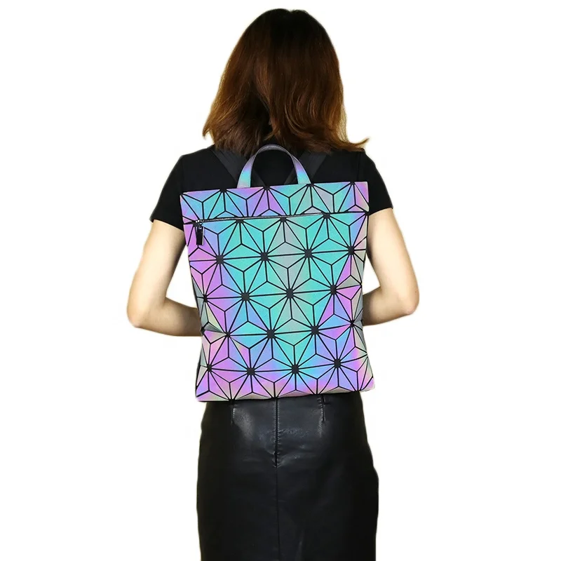 Manufacture Party Women Backpack Luminous Geometric Plaid Sequin Female With High Quality
Manufacture Party Women Backpack Luminous Geometric Plaid Sequin Female With High Quality