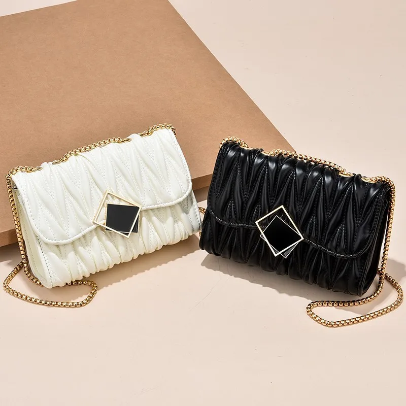 New Fashion Ladies Foreign Style Shoulder Slung Small Bag Hair Chain Bag Messenger Bag, White, black
New Fashion Ladies Foreign Style Shoulder Slung Small Bag Hair Chain Bag Messenger Bag, White, black