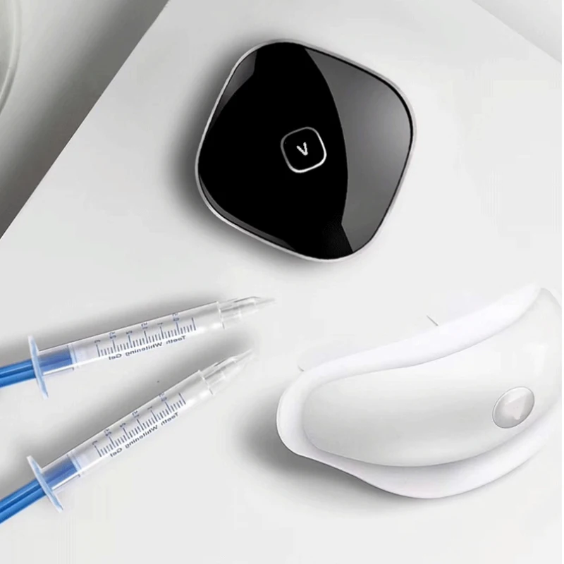 Teeth whitening kits Teeth tray with Stabilized Power Controller Built in battery Blue ray light teeth whitening gel
Teeth whitening kits Teeth tray with Stabilized Power Controller Built in battery Blue ray light teeth whitening gel