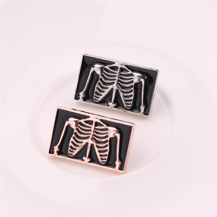 New Personality X-Ray Photo Style Brooches Square Shape Skull Punk Jewelry Brooch Jackets Collar Badge Icon Pin
New Personality X-Ray Photo Style Brooches Square Shape Skull Punk Jewelry Brooch Jackets Collar Badge Icon Pin