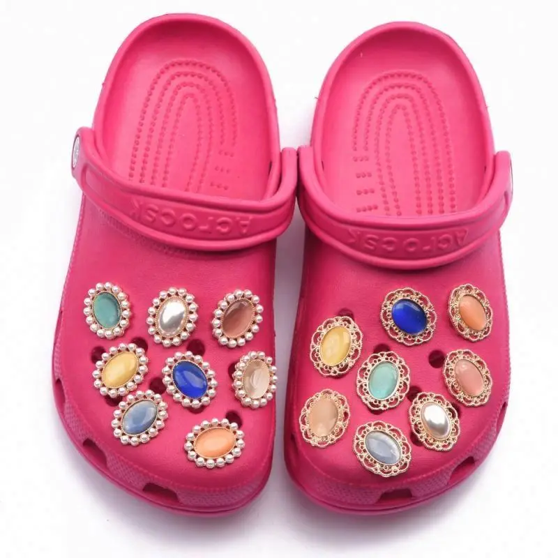 design custom pvc clog accessories crystal new shoelace dubraes decoration shoe charms for jewelry maki
design custom pvc clog accessories crystal new shoelace dubraes decoration shoe charms for jewelry maki