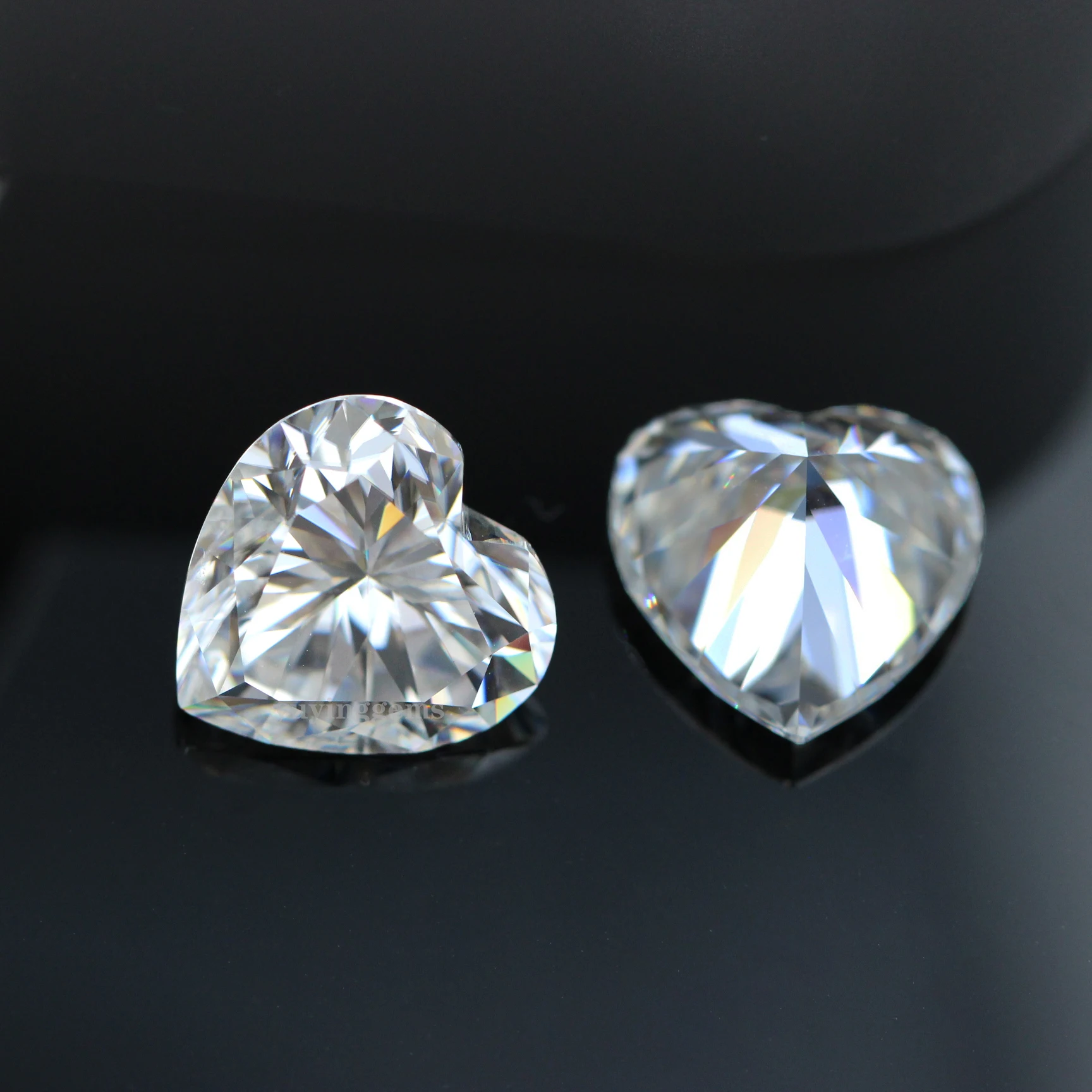 Full Size In-stock D color Heart Shape VVS Clarity Moissanite Diamond GRA Certificate Gemstone Wholesale
Full Size In-stock D color Heart Shape VVS Clarity Moissanite Diamond GRA Certificate Gemstone Wholesale