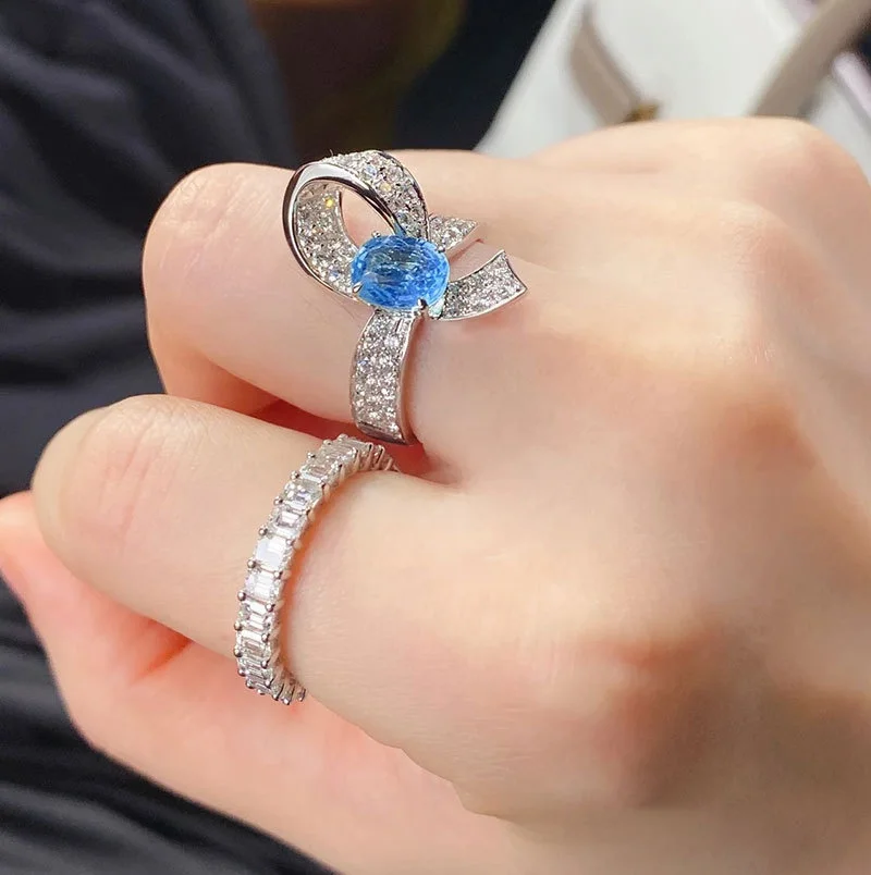 Fashion Cubic Zircon Wedding Ring Jewelry for Women Wedding Gothic Engagement Jewelry gift, Silver color
Fashion Cubic Zircon Wedding Ring Jewelry for Women Wedding Gothic Engagement Jewelry gift, Silver color