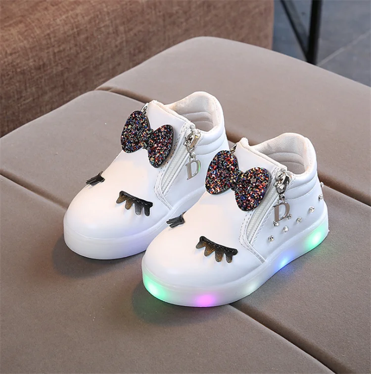 Kids Princess Bow for Girls LED Shoes Cute Baby Sneakers Shoes Luminous Children Glowing Sneakers, As the pic
Kids Princess Bow for Girls LED Shoes Cute Baby Sneakers Shoes Luminous Children Glowing Sneakers, As the pic