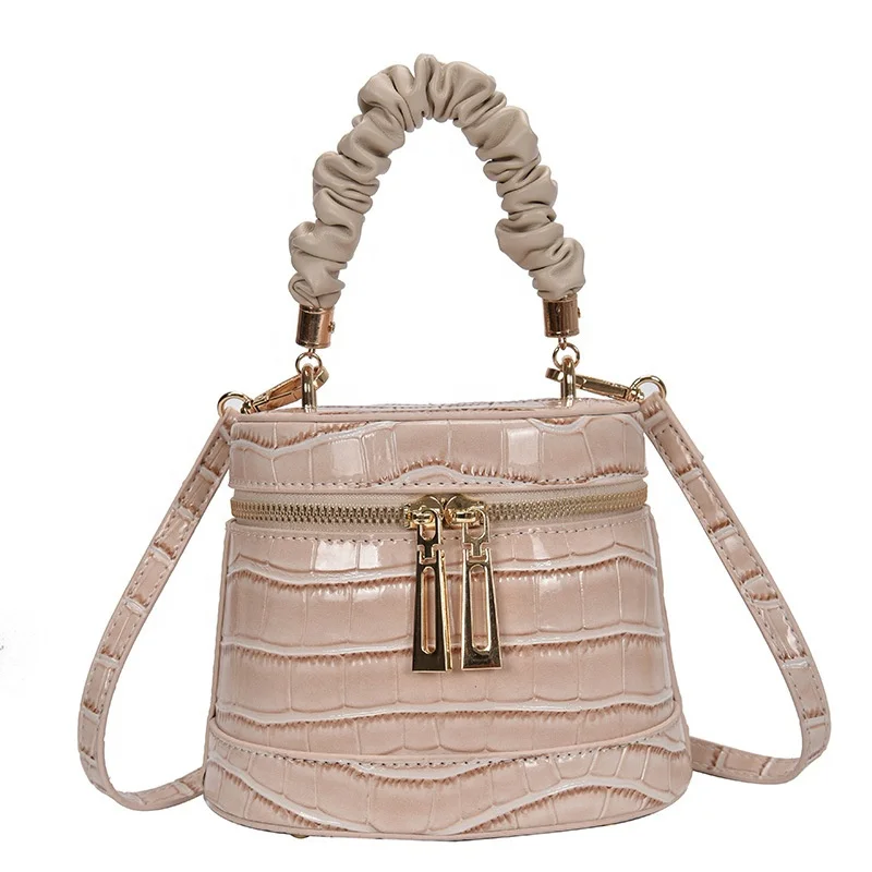 Fashion Pu Leather New Handbag For Women Alligator Mini Cute Bucket Purse Girls, As pictures all custom
Fashion Pu Leather New Handbag For Women Alligator Mini Cute Bucket Purse Girls, As pictures all custom