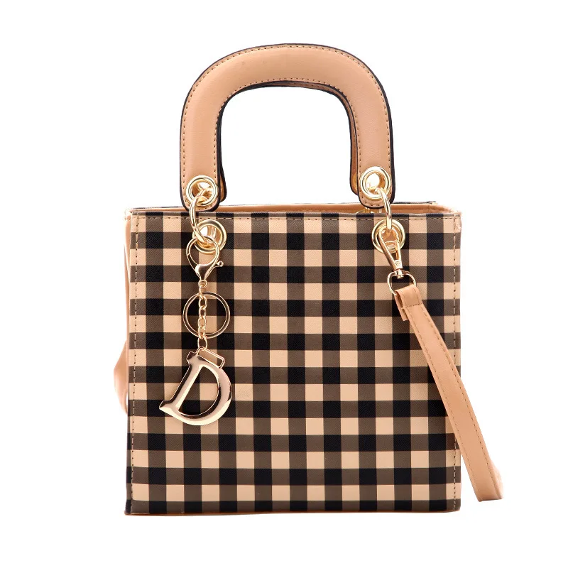 Textured checkered daisy Bag women 2020 new European and American fashion Crossbody Tote Bags
Textured checkered daisy Bag women 2020 new European and American fashion Crossbody Tote Bags