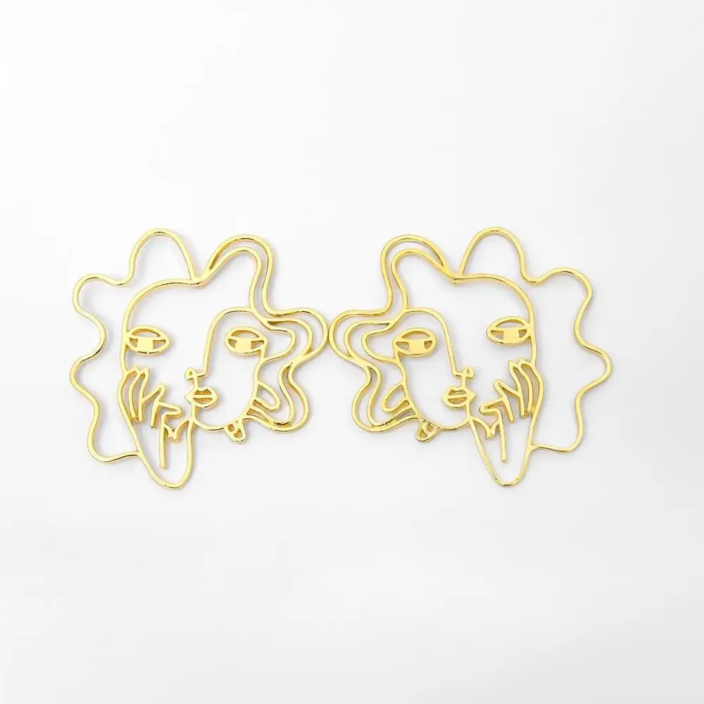 Punk Human Face Drop Earrings For Women Retro Abstract Hollow out Statement Hand Metal Fashion Dangle Earring Jewelry, Silver/gold
Punk Human Face Drop Earrings For Women Retro Abstract Hollow out Statement Hand Metal Fashion Dangle Earring Jewelry, Silver/gold
