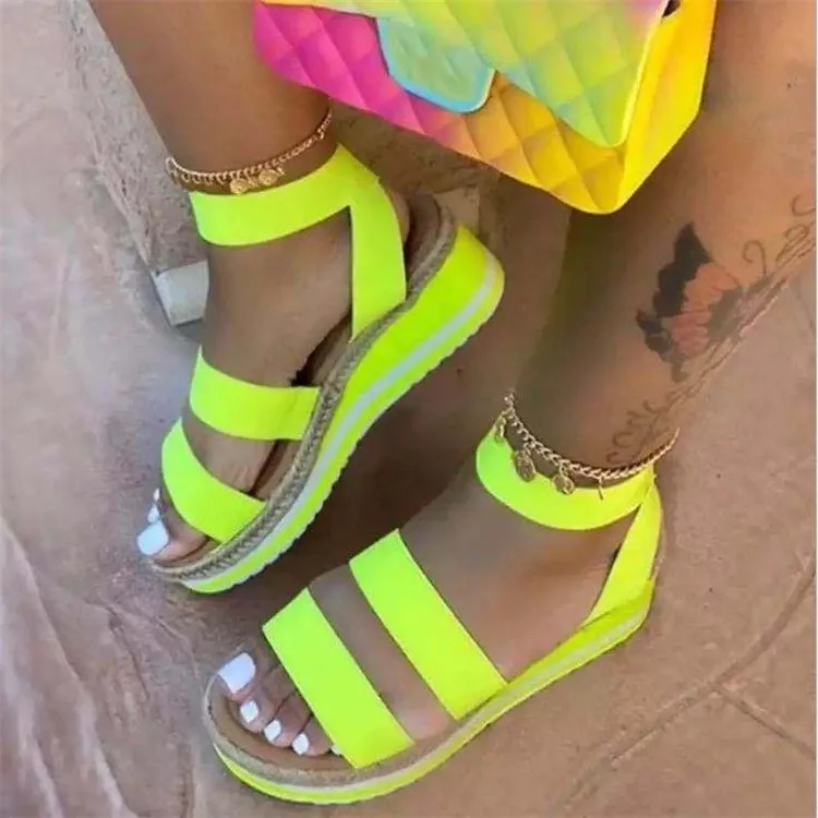 wholesale sandalias de verano thick bottom bling open toe platform sandals women shiny muffin sandals, As the picture
wholesale sandalias de verano thick bottom bling open toe platform sandals women shiny muffin sandals, As the picture