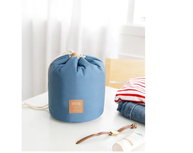 Large Capacity Outdoor Travel Waterproof Wash Storage Bag New Fashion Multi-functional Cylindrical Cosmetics Bag or Pouches, Pure color
Large Capacity Outdoor Travel Waterproof Wash Storage Bag New Fashion Multi-functional Cylindrical Cosmetics Bag or Pouches, Pure color