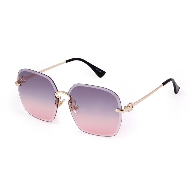 SKYWAY Brand High Quality Latest New Irregular Round Metal Frame Clear Retro Sunglasses
SKYWAY Brand High Quality Latest New Irregular Round Metal Frame Clear Retro Sunglasses