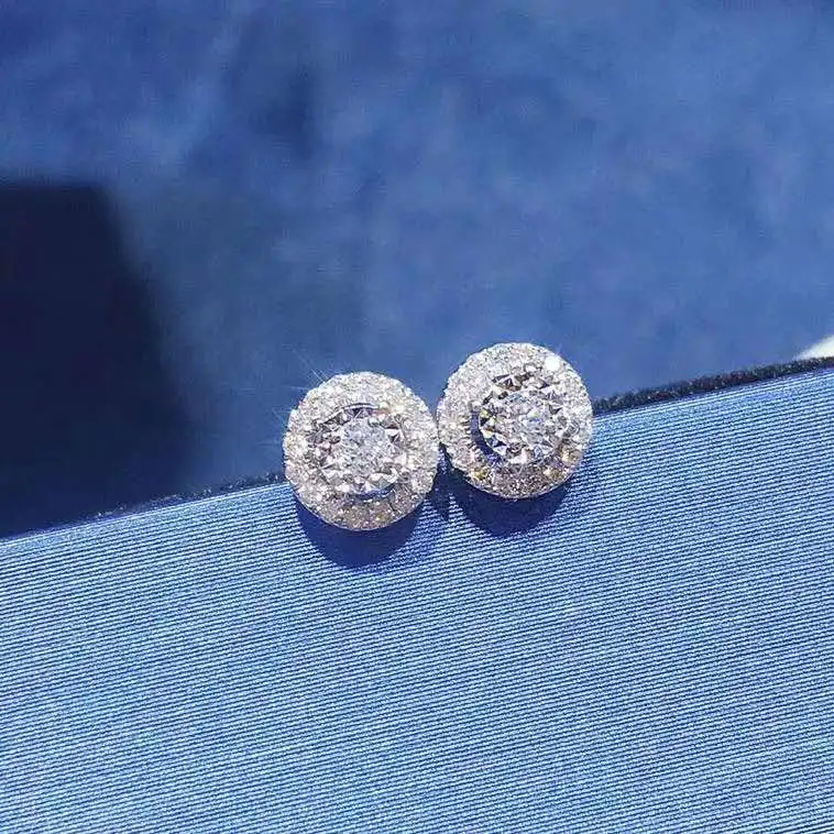 Wholesale High Quality Fashion Wedding Accessories Jewelry Natural Round Diamond 18K Pure Earring Stud
Wholesale High Quality Fashion Wedding Accessories Jewelry Natural Round Diamond 18K Pure Earring Stud