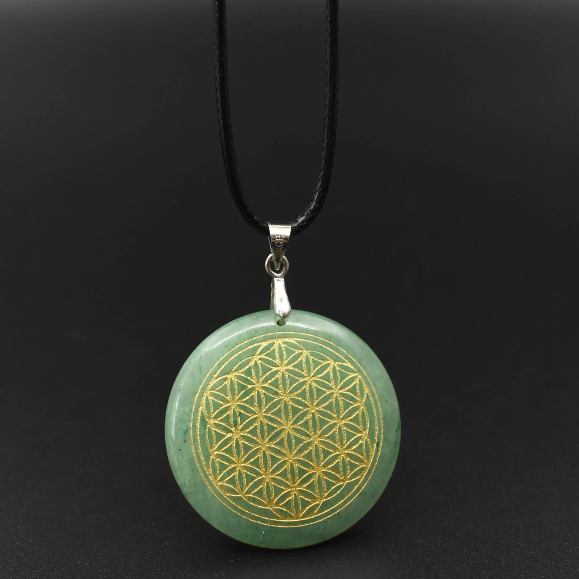 7 chakra pendant Orgone Pendant Natural crystal stone flower of life pendant reiki generator meditation chakra
7 chakra pendant Orgone Pendant Natural crystal stone flower of life pendant reiki generator meditation chakra