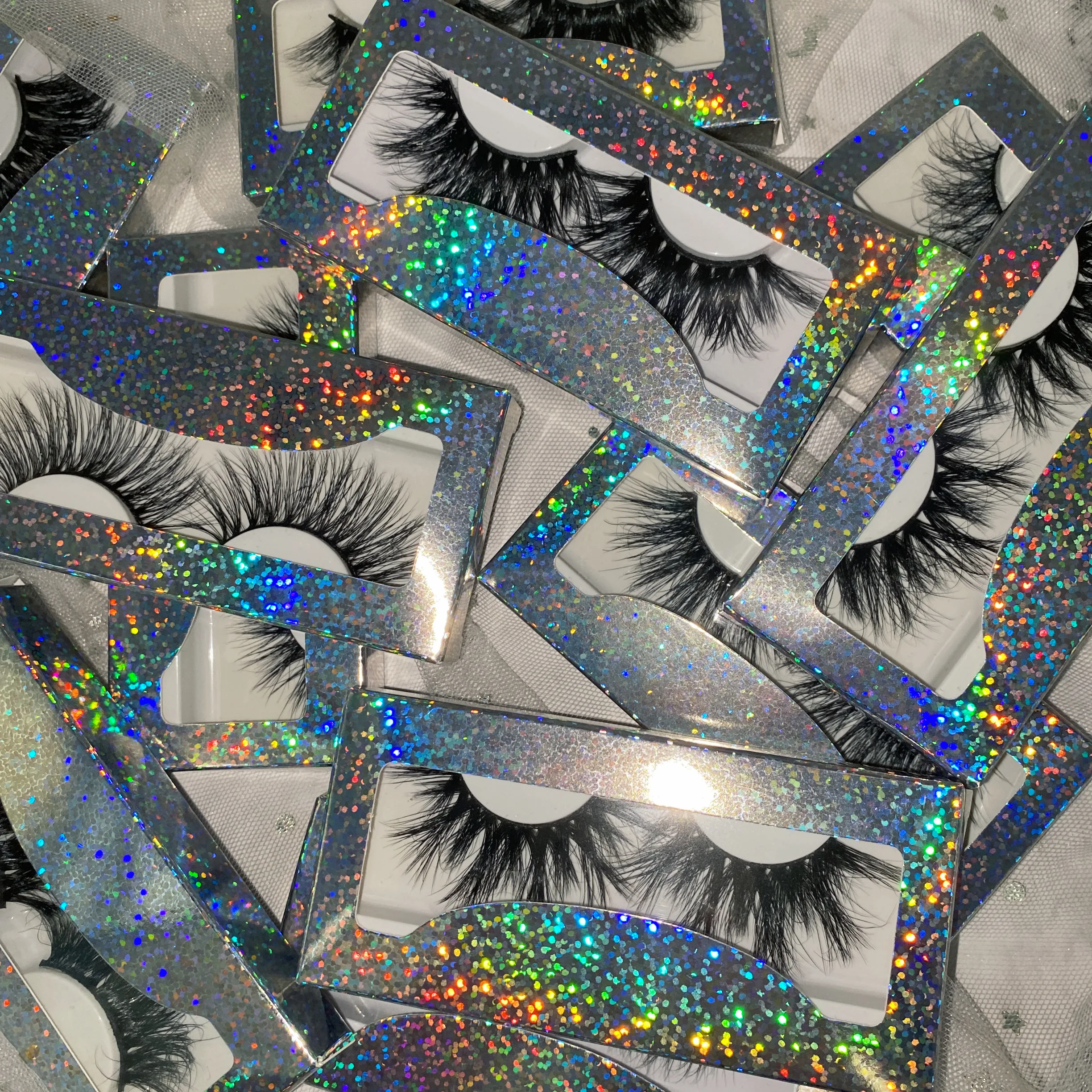 High-quality 3d 100% mink color false eyelash supplier custom eyelash box packaging box 5d strip mink eyelashes
High-quality 3d 100% mink color false eyelash supplier custom eyelash box packaging box 5d strip mink eyelashes