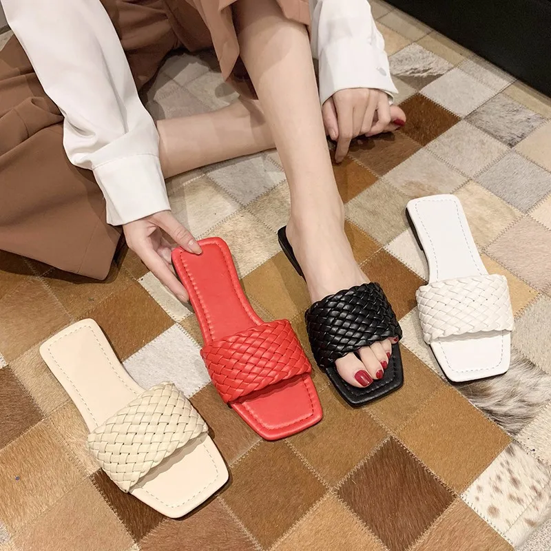 Cheap New Design Luxury Slippers Sandals Lady Women Summer Shoes Sandals Female Fashion Flat Sandals for Women and Ladies, 4 colors
Cheap New Design Luxury Slippers Sandals Lady Women Summer Shoes Sandals Female Fashion Flat Sandals for Women and Ladies, 4 colors