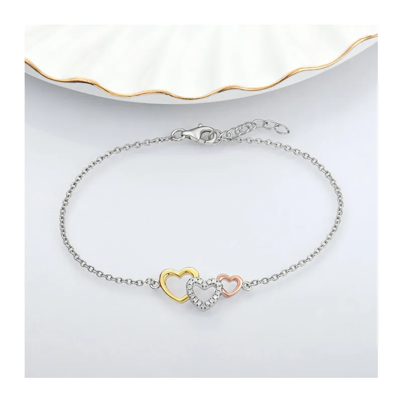 2021 Hot selling hollow out three heart bracelet with three tone color dropshipping korean love heart bracelet chain
2021 Hot selling hollow out three heart bracelet with three tone color dropshipping korean love heart bracelet chain