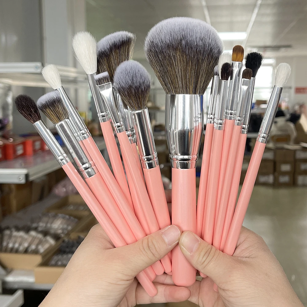 BUEART Luxury Brush FREE Sample Natural Pile Hair High quality Famous brand Flat Round Foundation goat hair makeup brushes, Duo end brush for eye
BUEART Luxury Brush FREE Sample Natural Pile Hair High quality Famous brand Flat Round Foundation goat hair makeup brushes, Duo end brush for eye