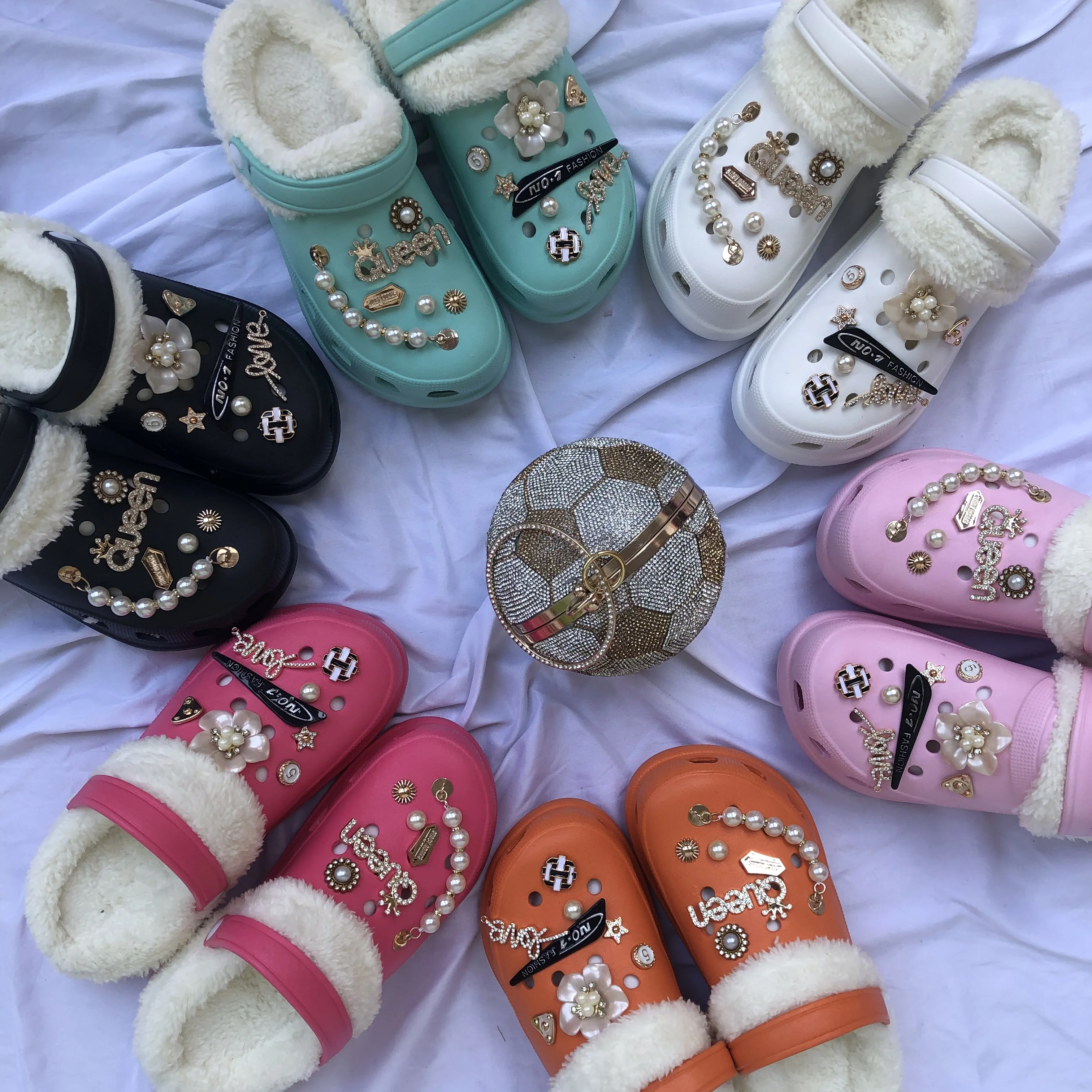 Multicolor Authentic Winter EVA Slippers Couples Warm Plush Lined Indoor Slippers 2022
Multicolor Authentic Winter EVA Slippers Couples Warm Plush Lined Indoor Slippers 2022