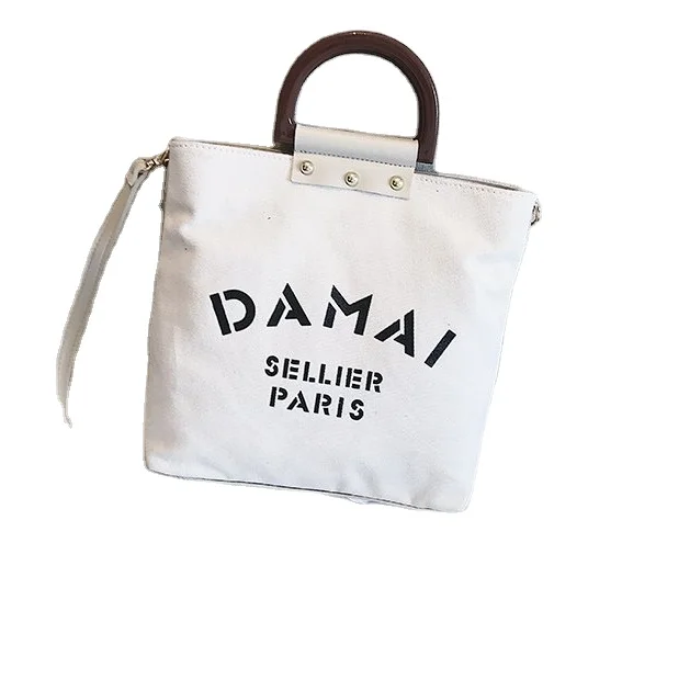 Custom print logo high quality women outdoor travel large capacity portable handbag set tote bag, Any color are available 
Custom print logo high quality women outdoor travel large capacity portable handbag set tote bag, Any color are available