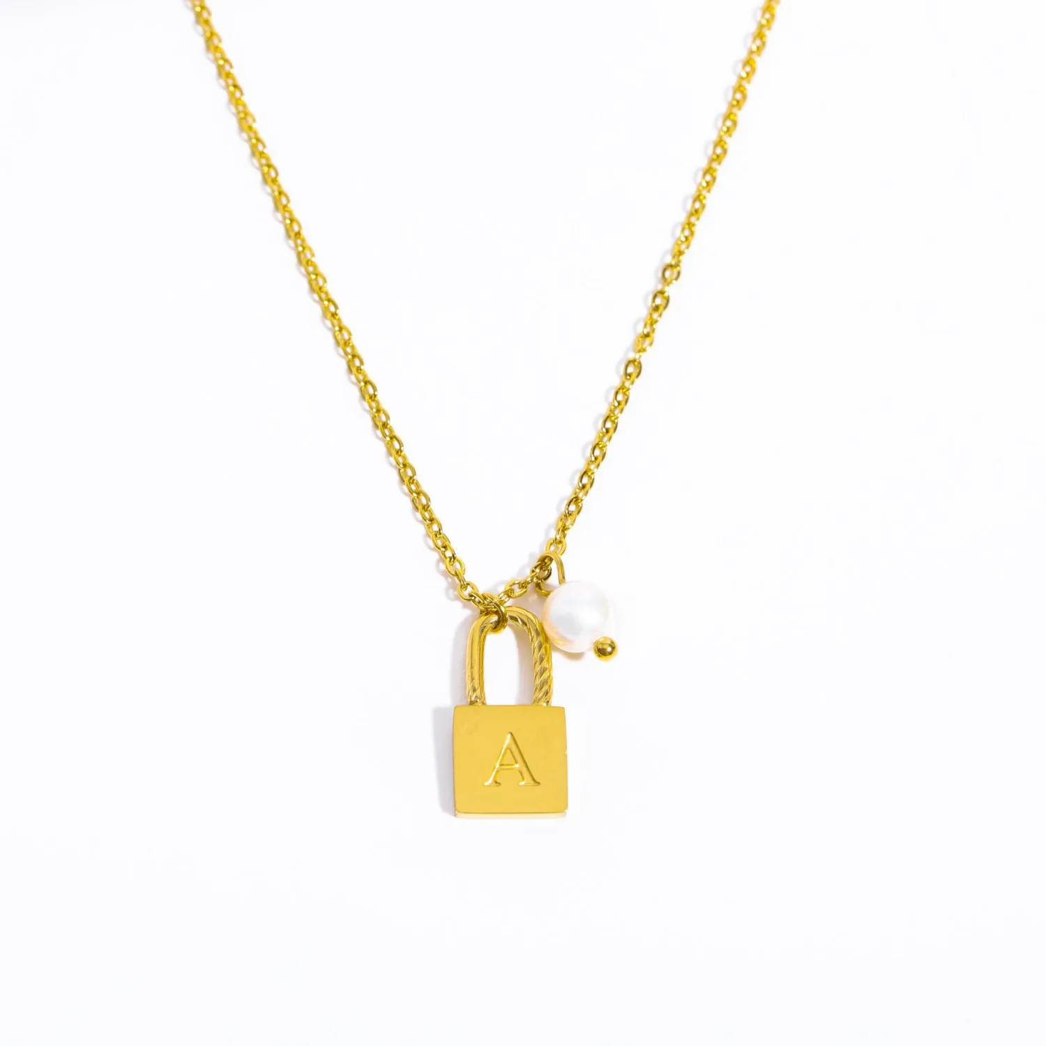 Wholesale Custom Logo Pearl Stainless Steel Lock 18k Gold Plated Alphabet Letter Pendant Necklace Charms Jewelry Gift
Wholesale Custom Logo Pearl Stainless Steel Lock 18k Gold Plated Alphabet Letter Pendant Necklace Charms Jewelry Gift