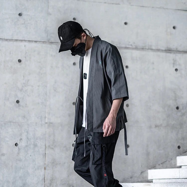 Oem custom vintage japanese style kimono coat gray khaki open front casual half sleeve oversized men jacket
Oem custom vintage japanese style kimono coat gray khaki open front casual half sleeve oversized men jacket