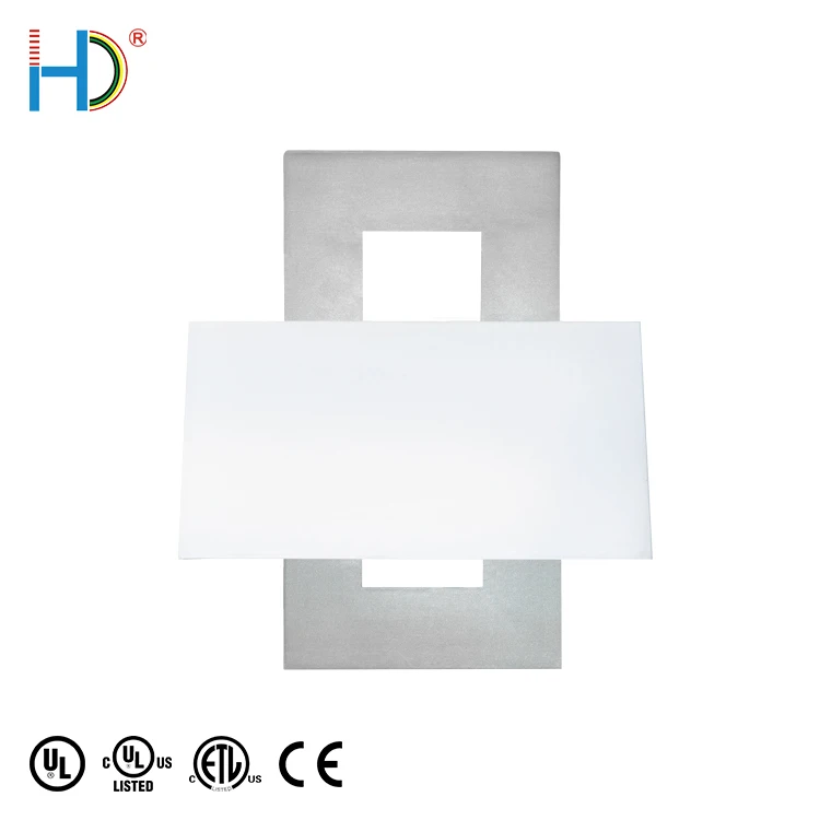 Indoor Silver Polyresin Reading Square Shape White Lampshade Wall Lamp